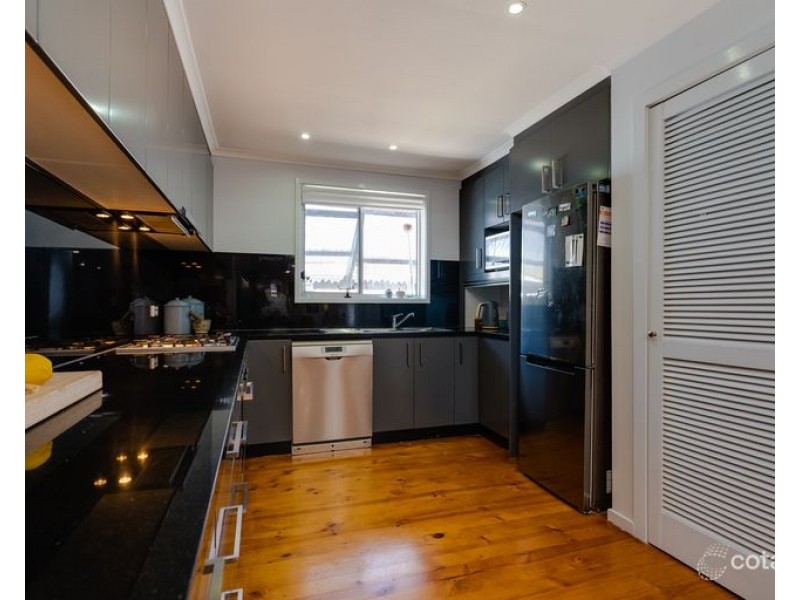 475A Henderson Street, Lavington NSW 2641