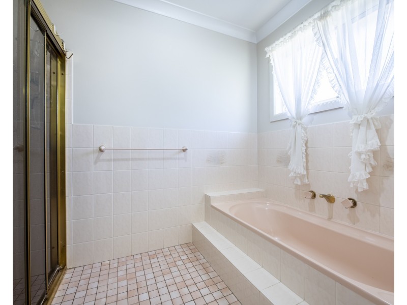 33 St. George Terrace, Dubbo NSW 2830