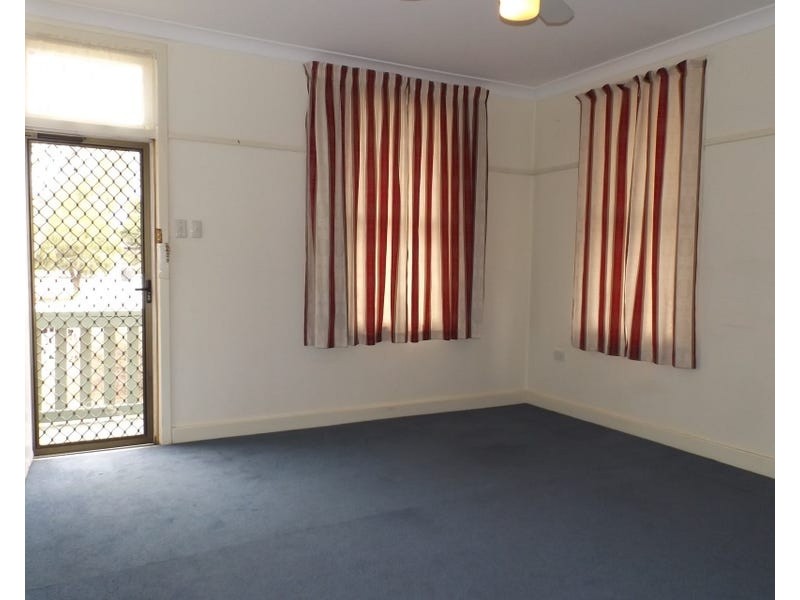 36 Short Street, Wellington NSW 2820