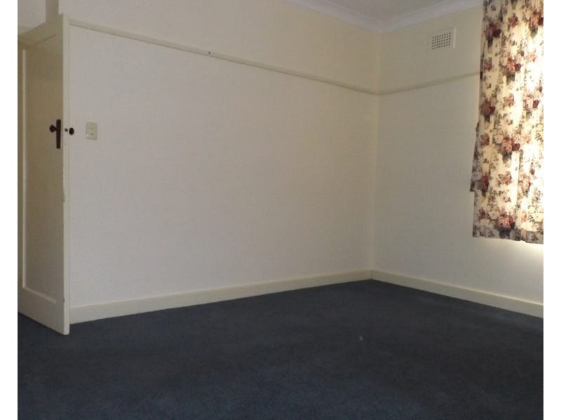 36 Short Street, Wellington NSW 2820