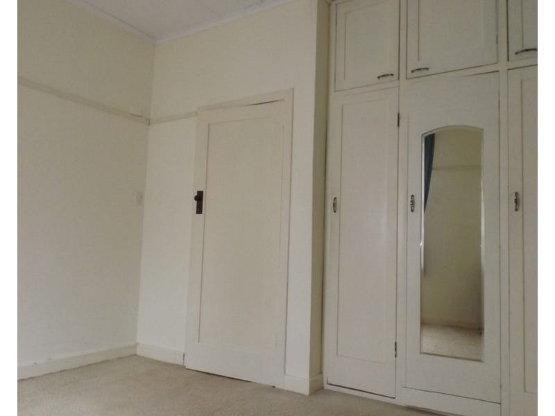 36 Short Street, Wellington NSW 2820