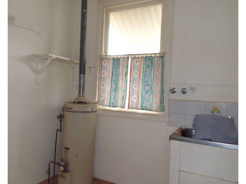 36 Short Street, Wellington NSW 2820