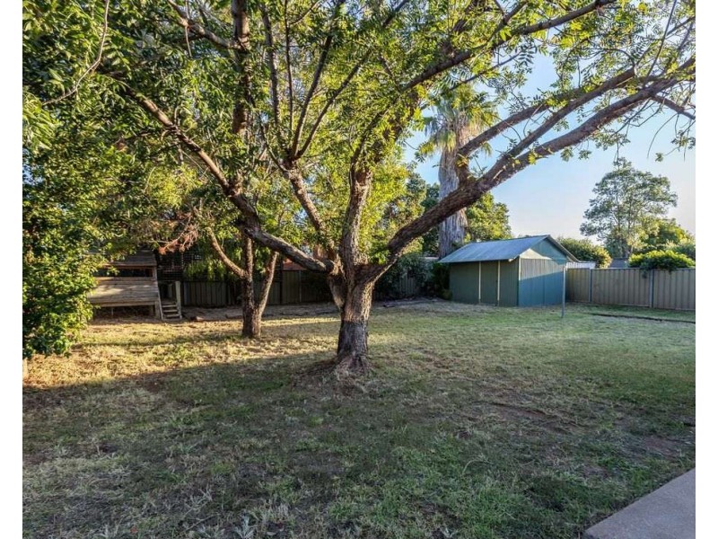 49 St Georges Terrace, Dubbo NSW 2830