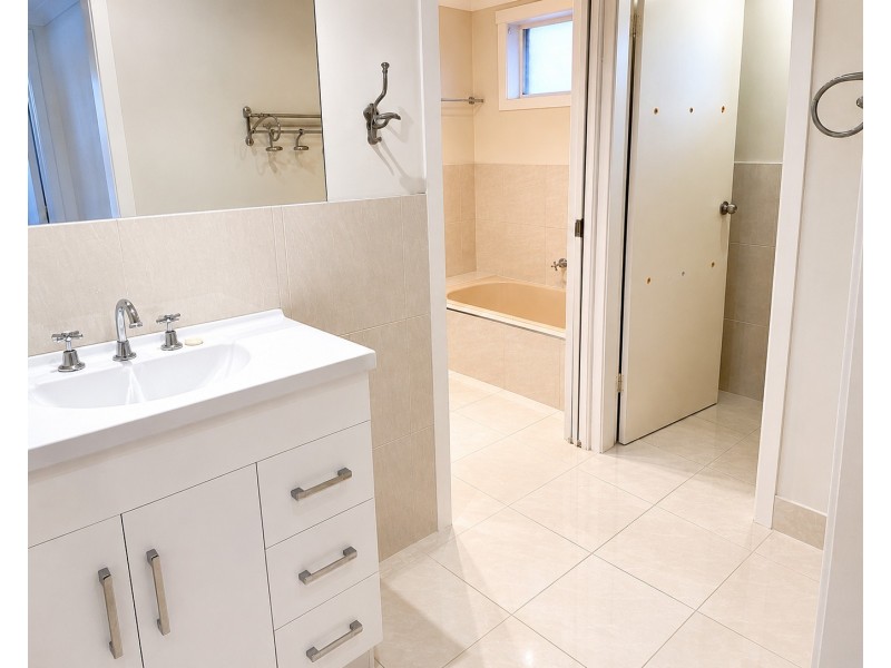 49 Manly Parade, The Entrance North NSW 2261