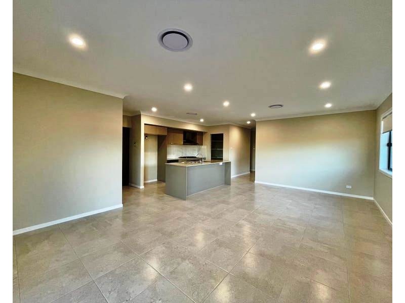 35 Federation Boulevard, Forbes NSW 2871