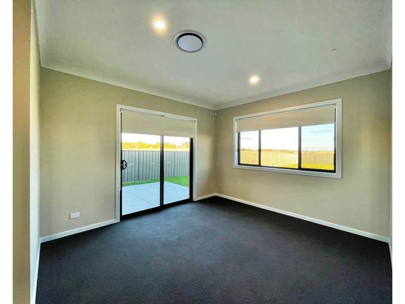 35 Federation Boulevard, Forbes NSW 2871