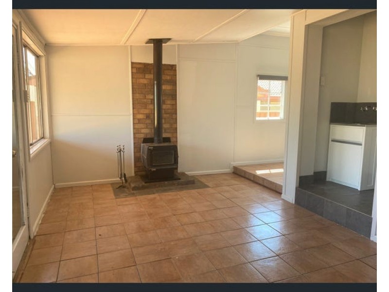 7 Reid Street, Wellington NSW 2820