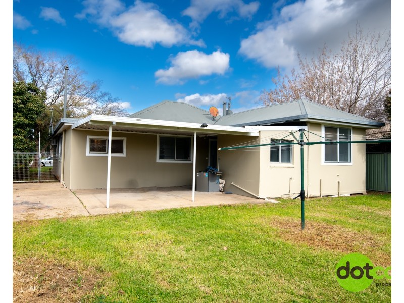 24 Edwin Street, Dubbo NSW 2830