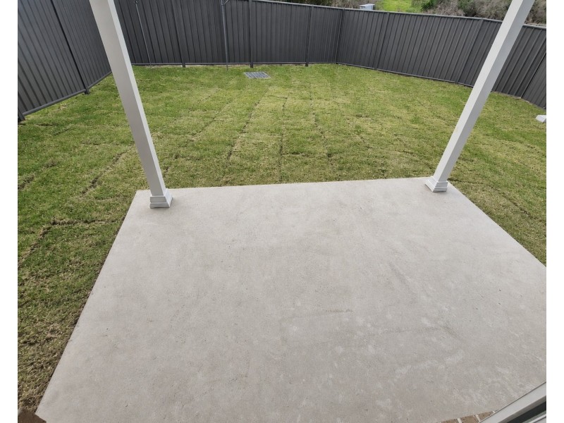 9 Daisy Close, Kootingal NSW 2352