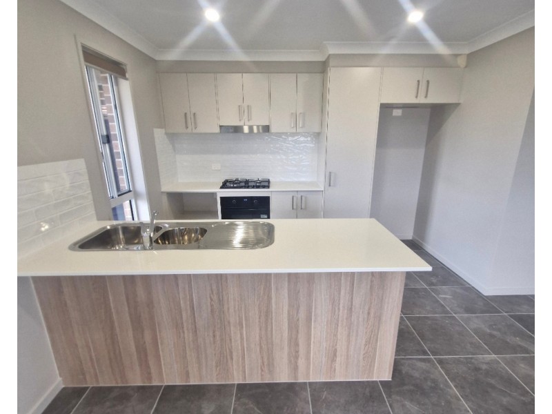 1/21 Cliffdale Place, Kootingal NSW 2352