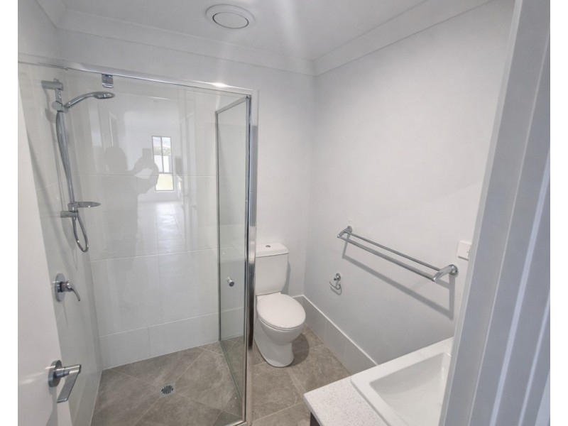 1/21 Cliffdale Place, Kootingal NSW 2352
