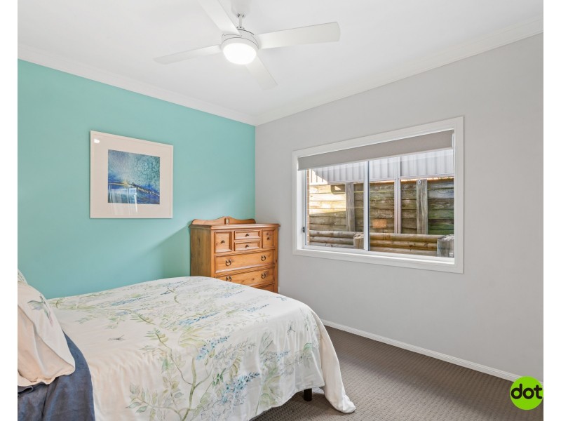 25 Farrier Crescent, Hamlyn Terrace NSW 2259