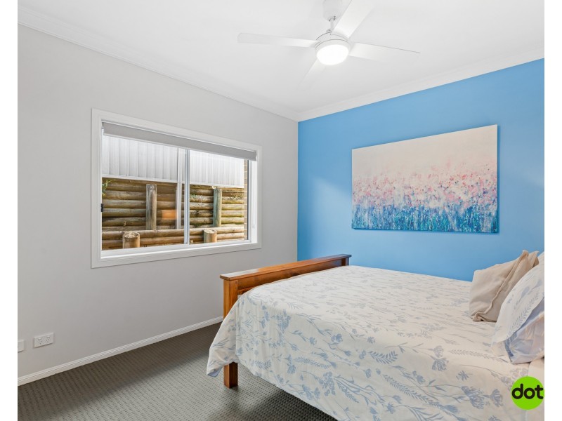 25 Farrier Crescent, Hamlyn Terrace NSW 2259