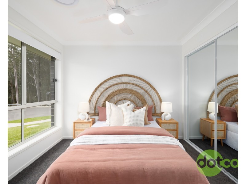 2/12 Aurora Way, Chisholm NSW 2322