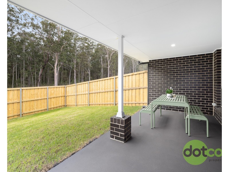 2/12 Aurora Way, Chisholm NSW 2322