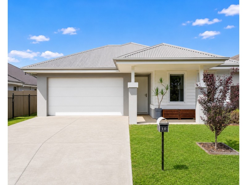 10 Talbot Parkway, North Rothbury NSW 2335