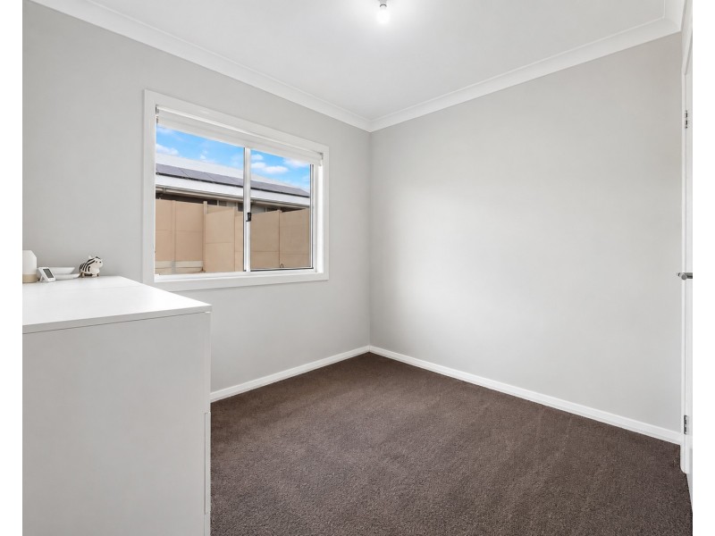 10 Talbot Parkway, North Rothbury NSW 2335