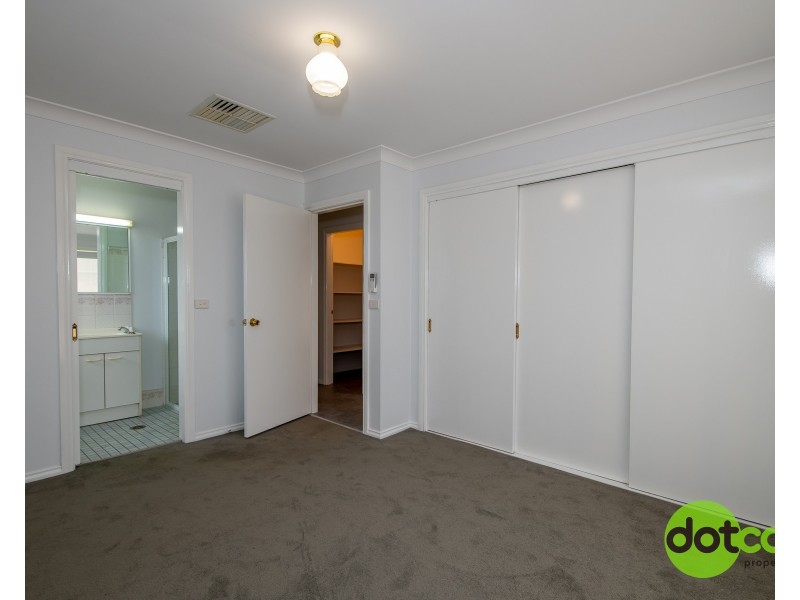 8 Hann Court, Dubbo NSW 2830
