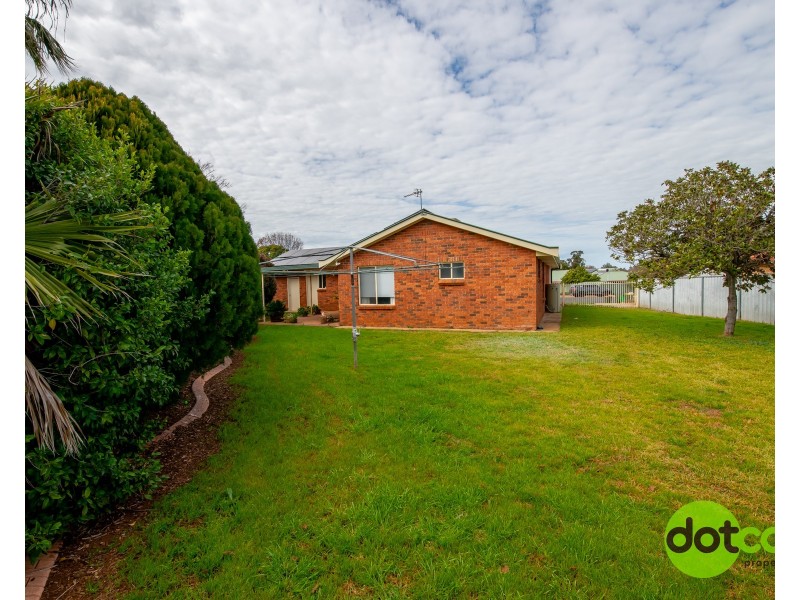 8 Hann Court, Dubbo NSW 2830
