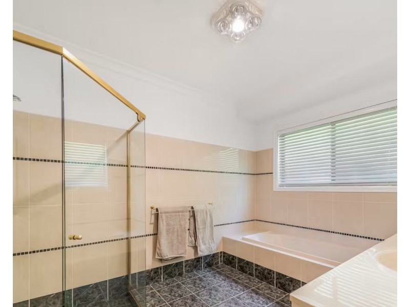 60 Saint Andrews Drive, Dubbo NSW 2830