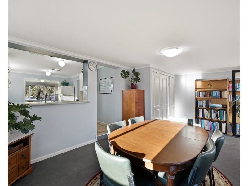 11 Harrier Parade, Tamworth NSW 2340