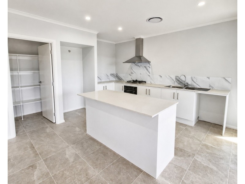 106 Abberton Parkway, North Rothbury NSW 2335