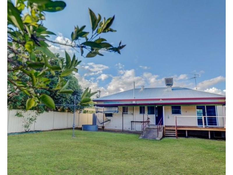 17 Holland Street, Tamworth NSW 2340