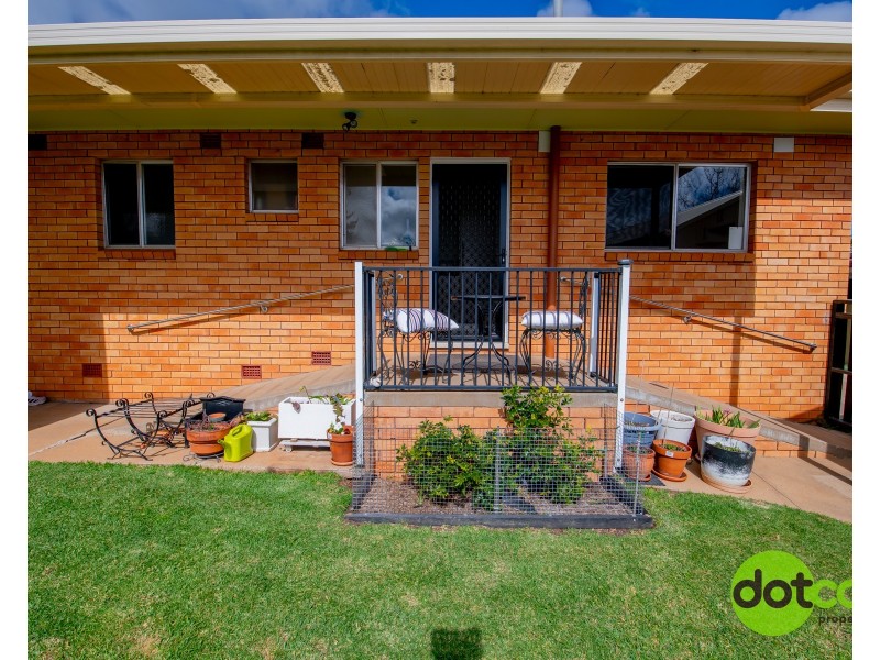 2 Fairview Street, Dubbo NSW 2830