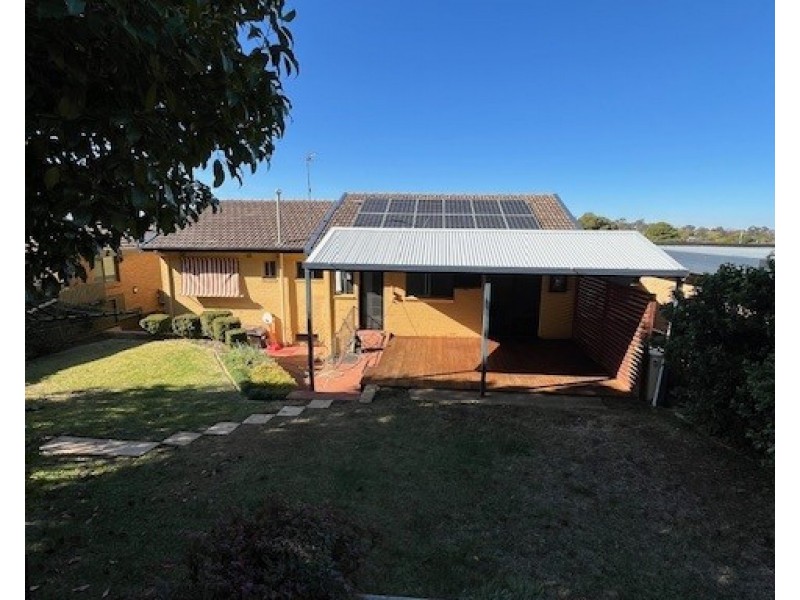 64a Warrawong Street, Kooringal NSW 2650