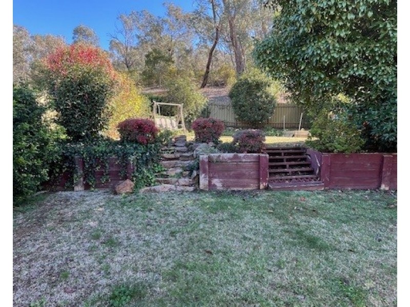 64a Warrawong Street, Kooringal NSW 2650