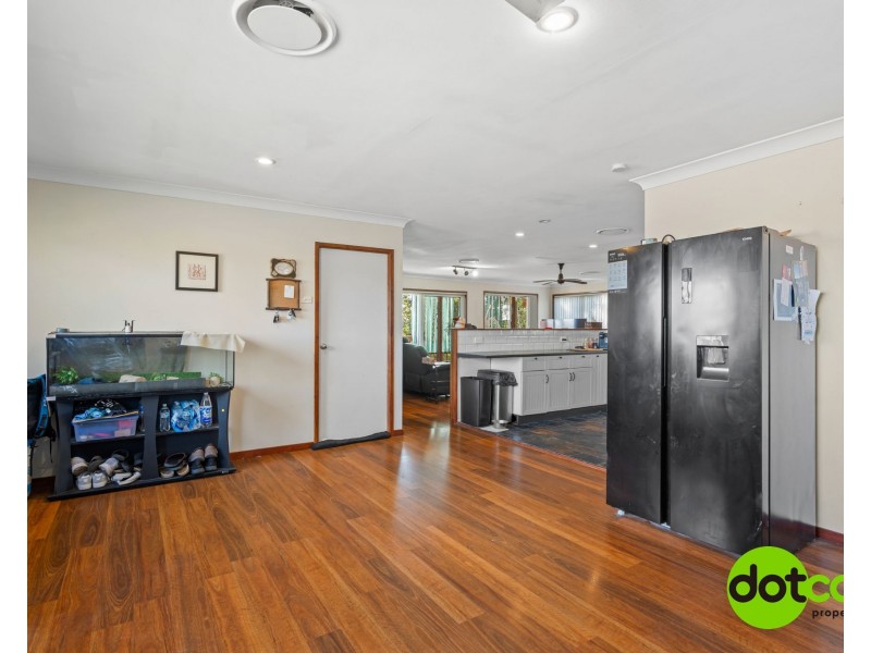 36 Railway Street, Wyee Point NSW 2259