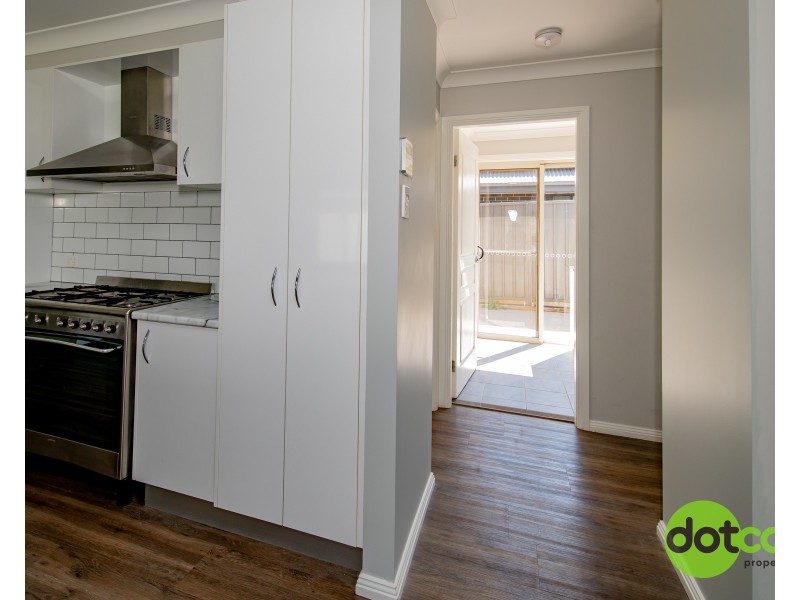 27 Hindmarsh Esplanade, Dubbo NSW 2830
