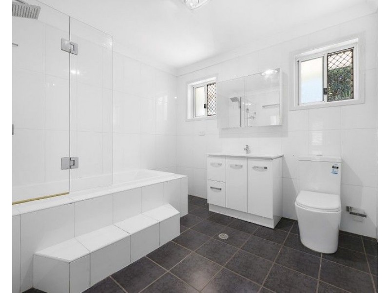 8 Daruka Road, Tamworth NSW 2340