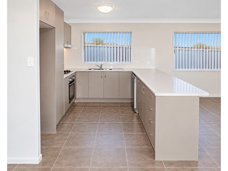 6 Darlaston Avenue, Thornton NSW 2322