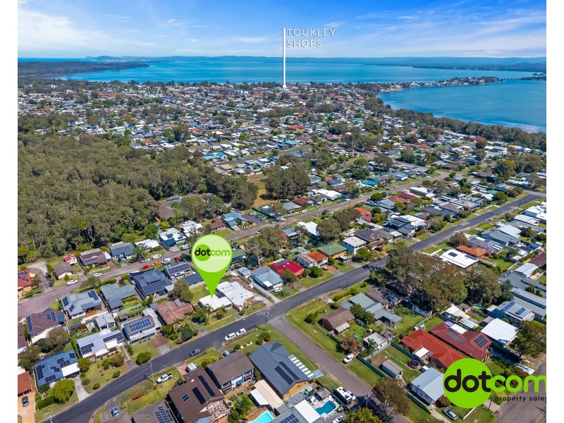 53 Seventh Avenue, Toukley NSW 2263
