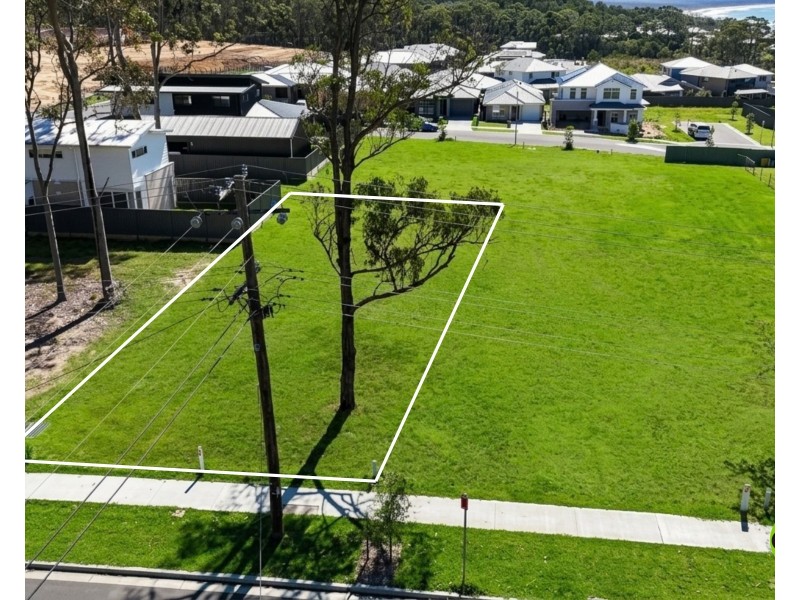 302/19 Albert Warner Drive, Warnervale NSW 2259