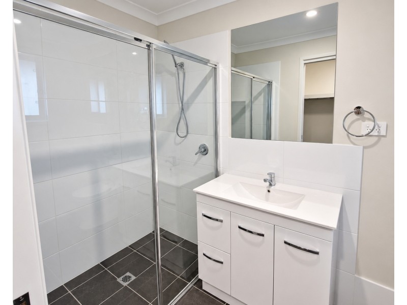 43 ASSAY STREET, Gillieston Heights NSW 2321