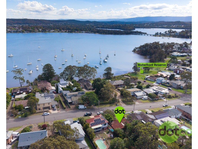 108 Bay Road, Bolton Point NSW 2283
