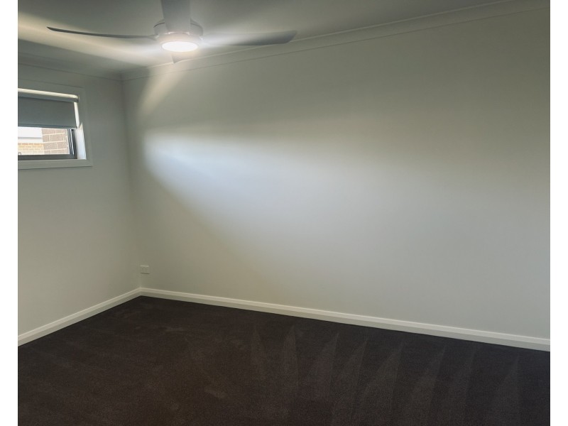 28 Lewis Crescent, Finley NSW 2713