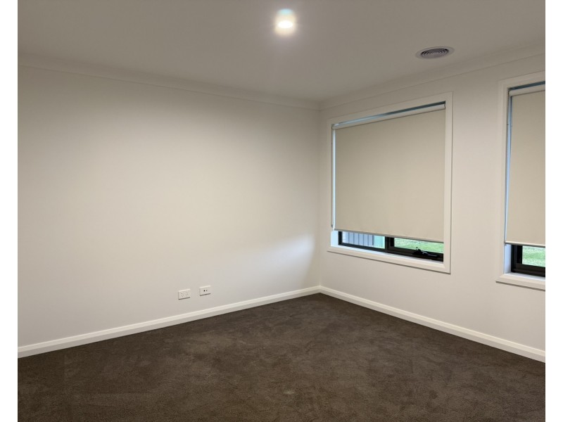 28 Lewis Crescent, Finley NSW 2713
