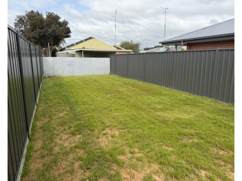 28 Lewis Crescent, Finley NSW 2713