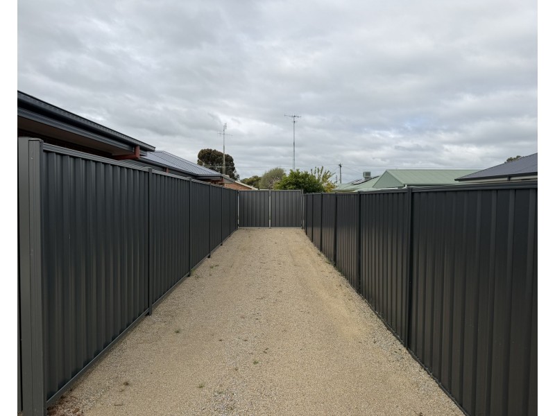 28 Lewis Crescent, Finley NSW 2713