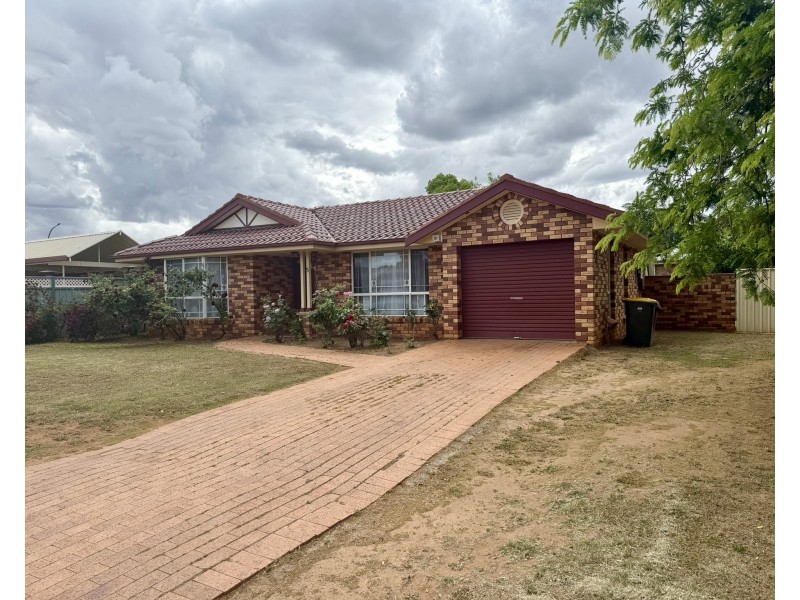 5 Eumung Street, Dubbo NSW 2830