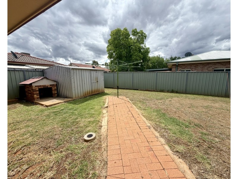 5 Eumung Street, Dubbo NSW 2830