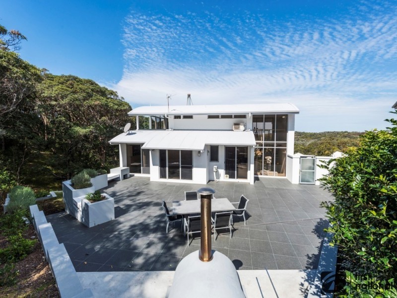 13 Diggers Headland Place, Coffs Harbour NSW 2450