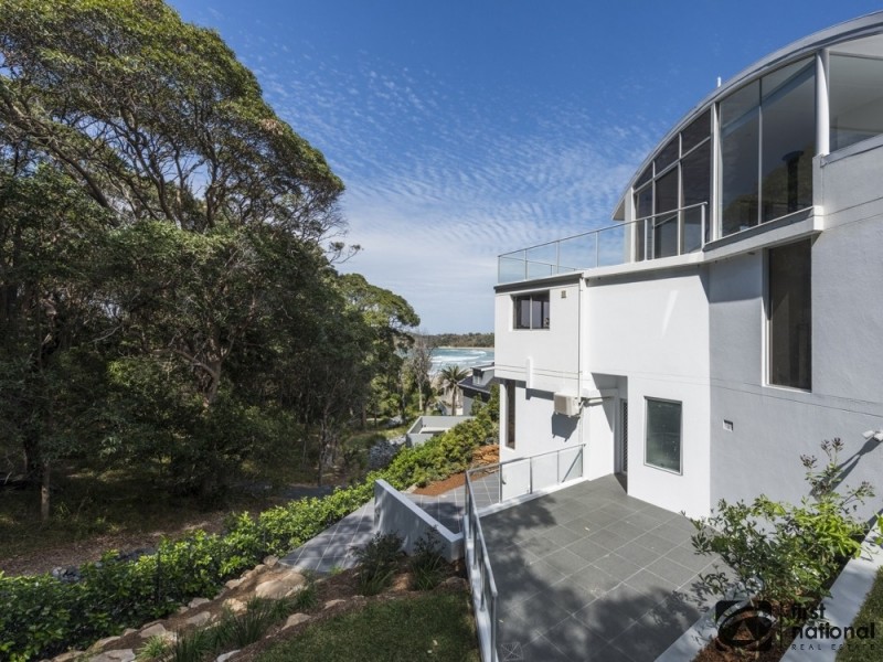 13 Diggers Headland Place, Coffs Harbour NSW 2450