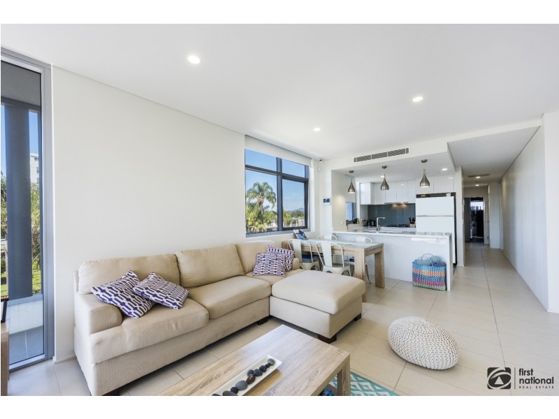 2/87 Ocean Parade, Coffs Harbour NSW 2450