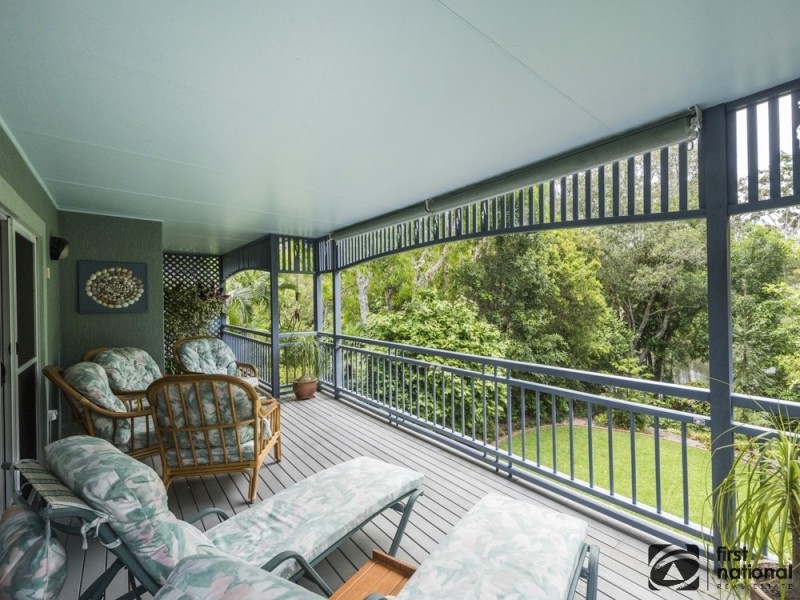 27 Crystal Drive, Sapphire Beach NSW 2450