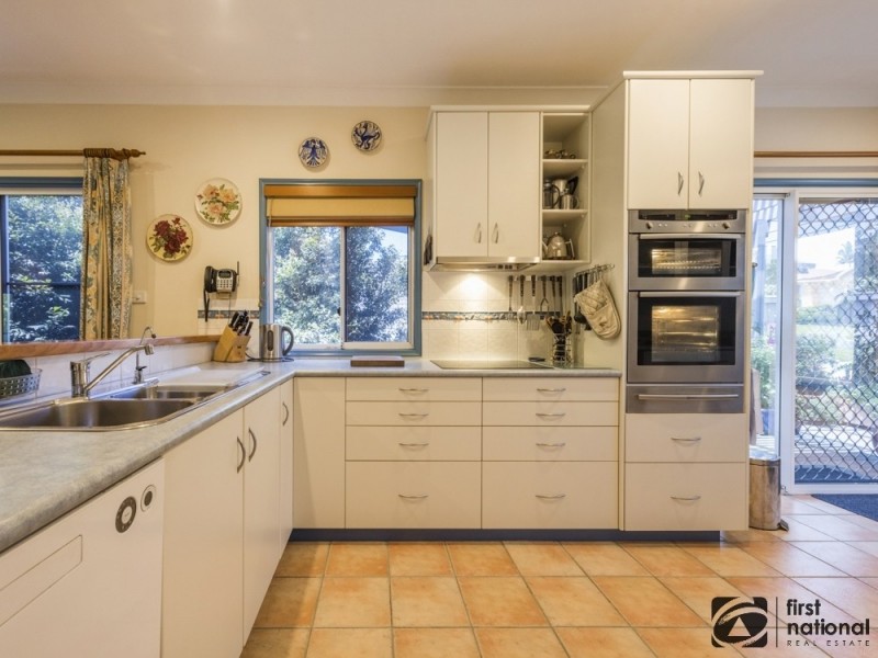 27 Crystal Drive, Sapphire Beach NSW 2450