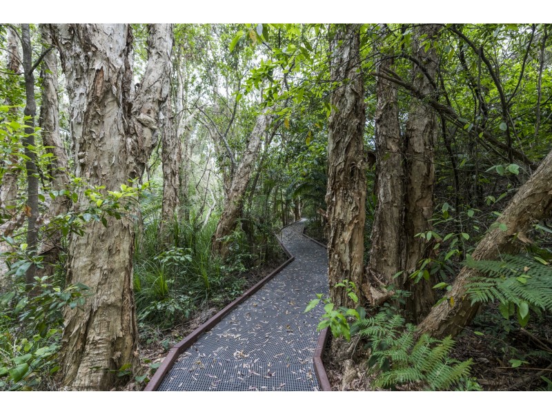 27 Crystal Drive, Sapphire Beach NSW 2450